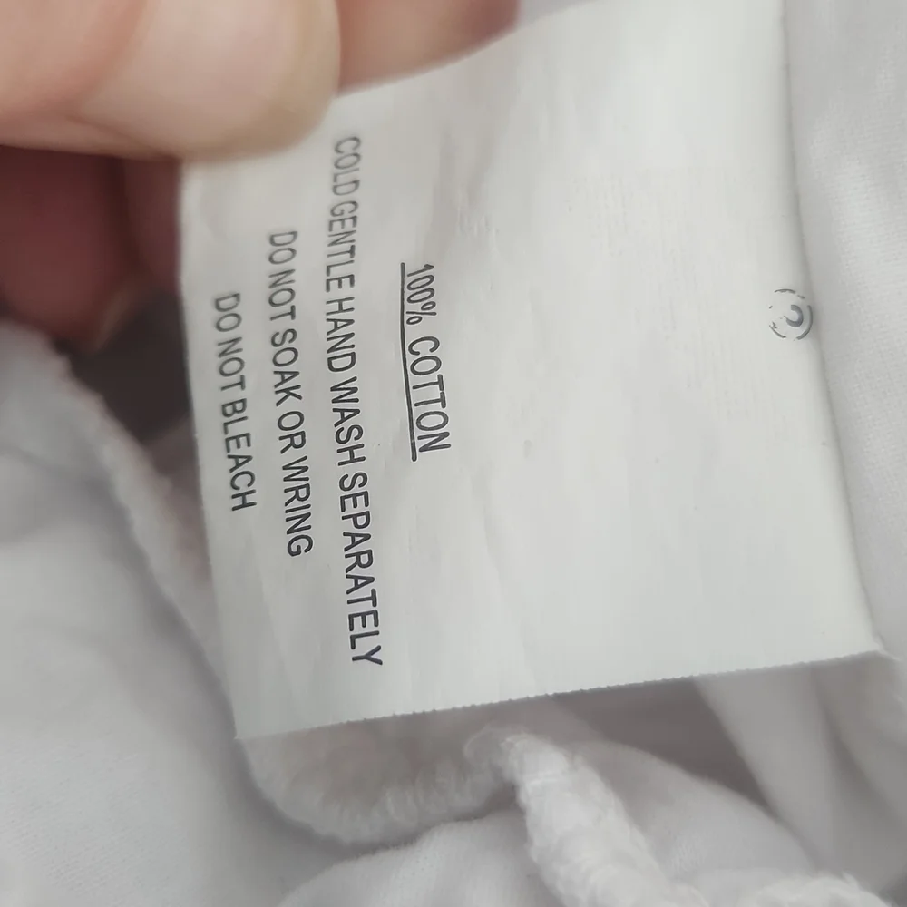 Indikah white Romper .  Small - Picture 6 of 6